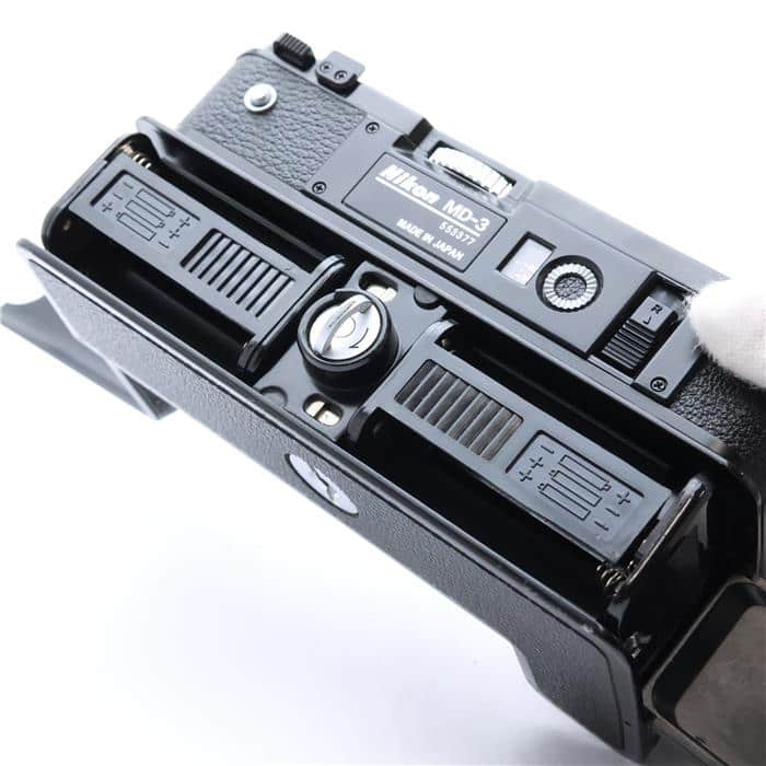 ニコンカメラ Nikon F2 本体 Nikon MD-3 Nikon MB-2 MD-3 / MB-2 : ぎんしおと出舌瑠～ へい一丁！