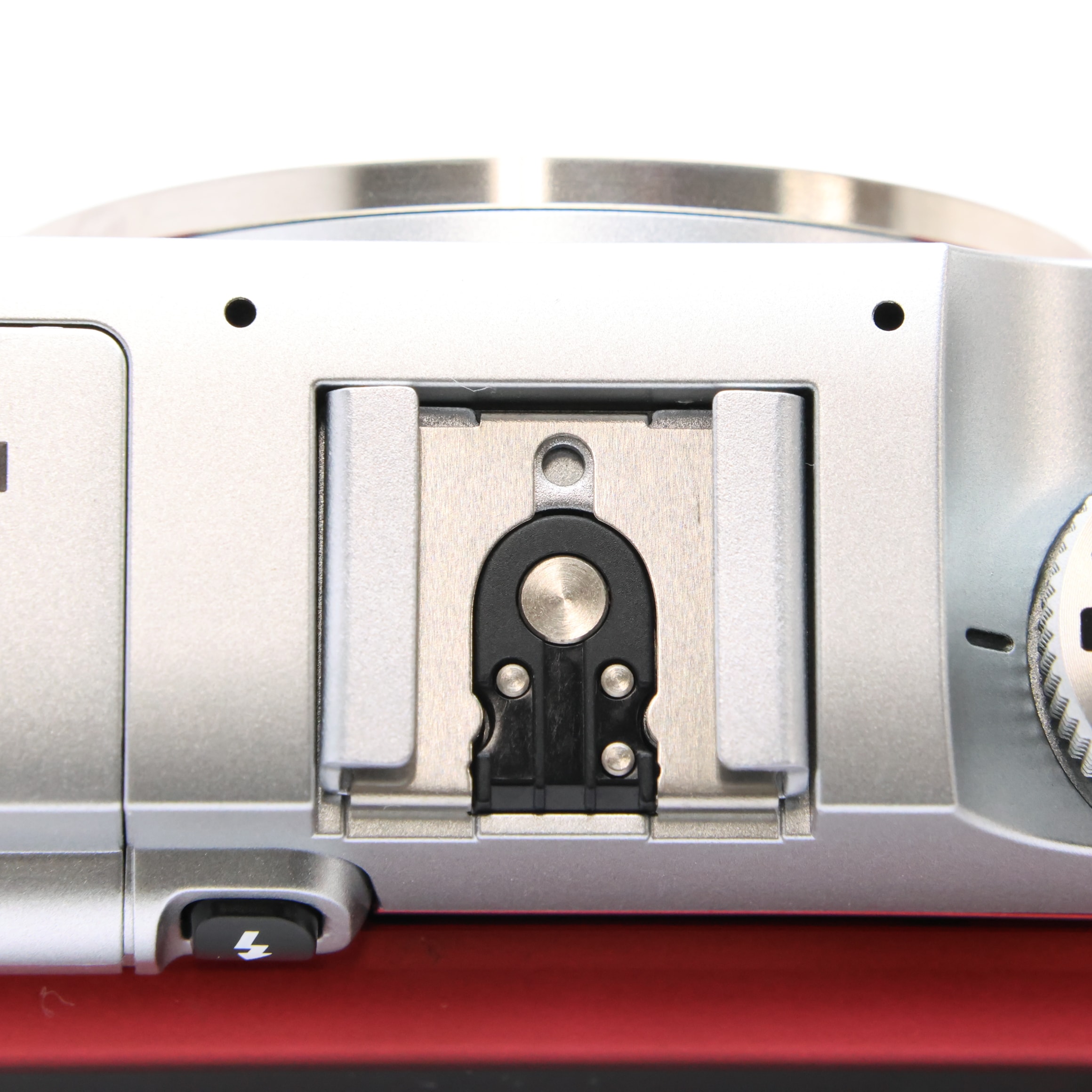 中古)FUJIFILM (フジフイルム) X-A1 ダブルズームレンズキット レッド