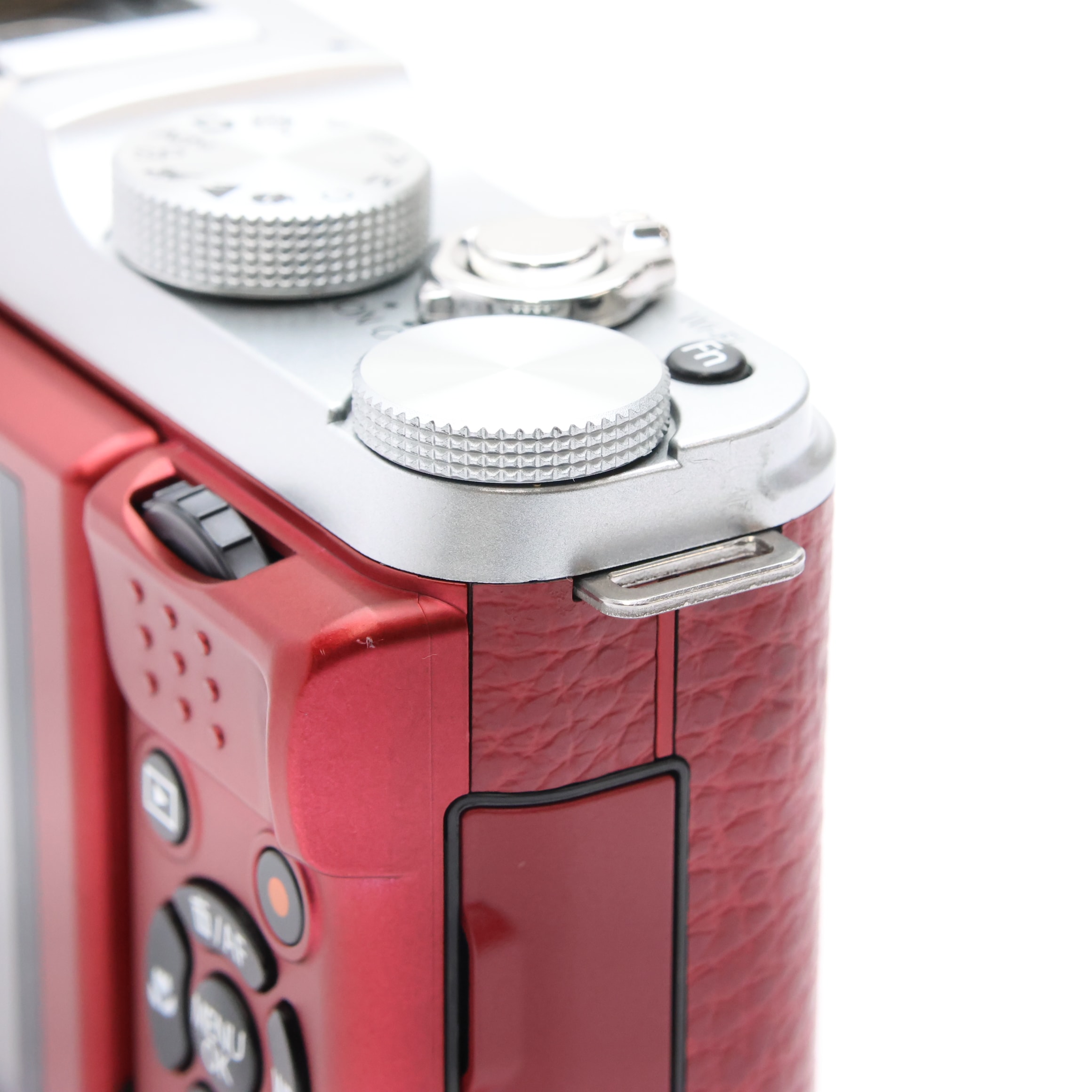 中古)FUJIFILM (フジフイルム) X-A1 ダブルズームレンズキット レッド