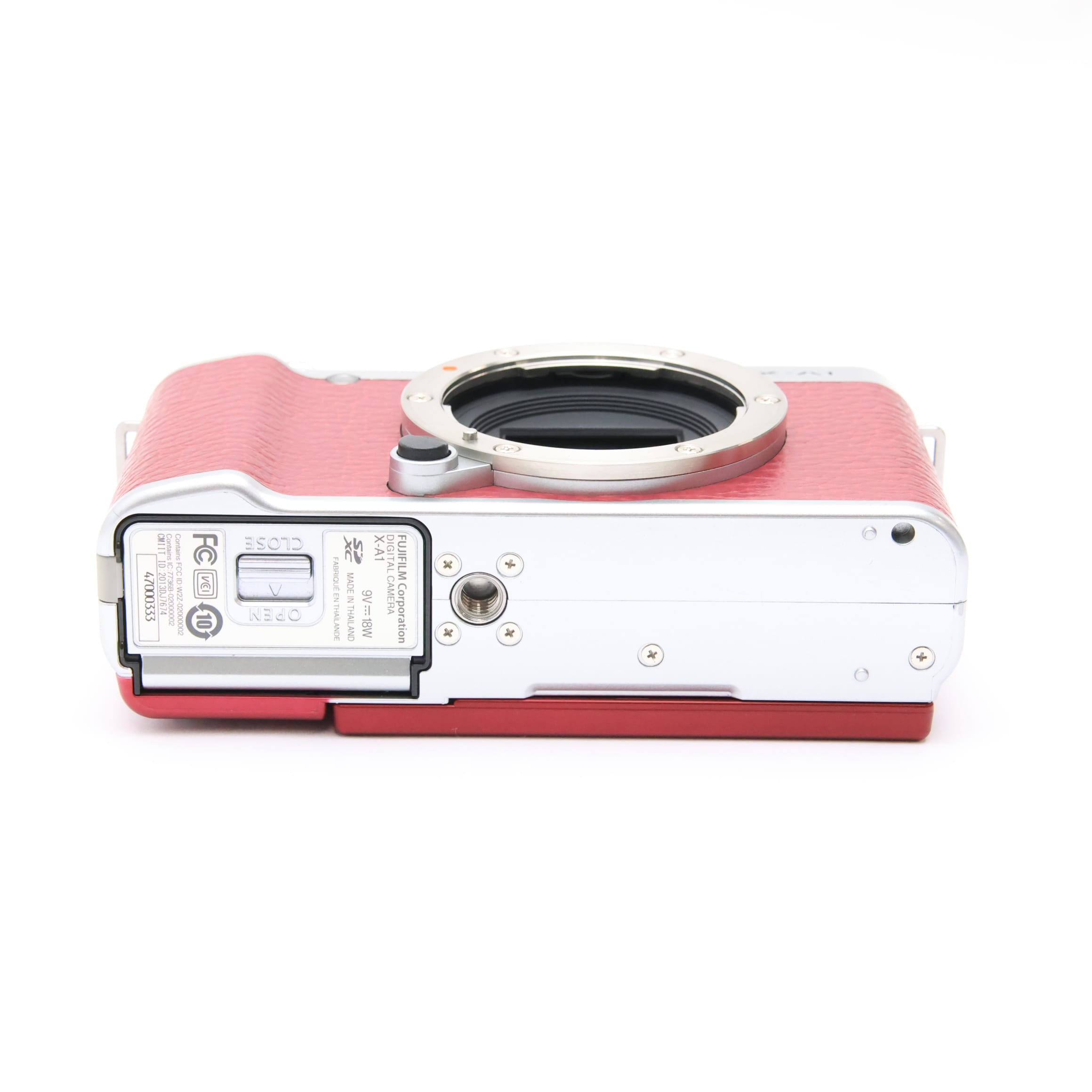中古)FUJIFILM (フジフイルム) X-A1 ダブルズームレンズキット レッド