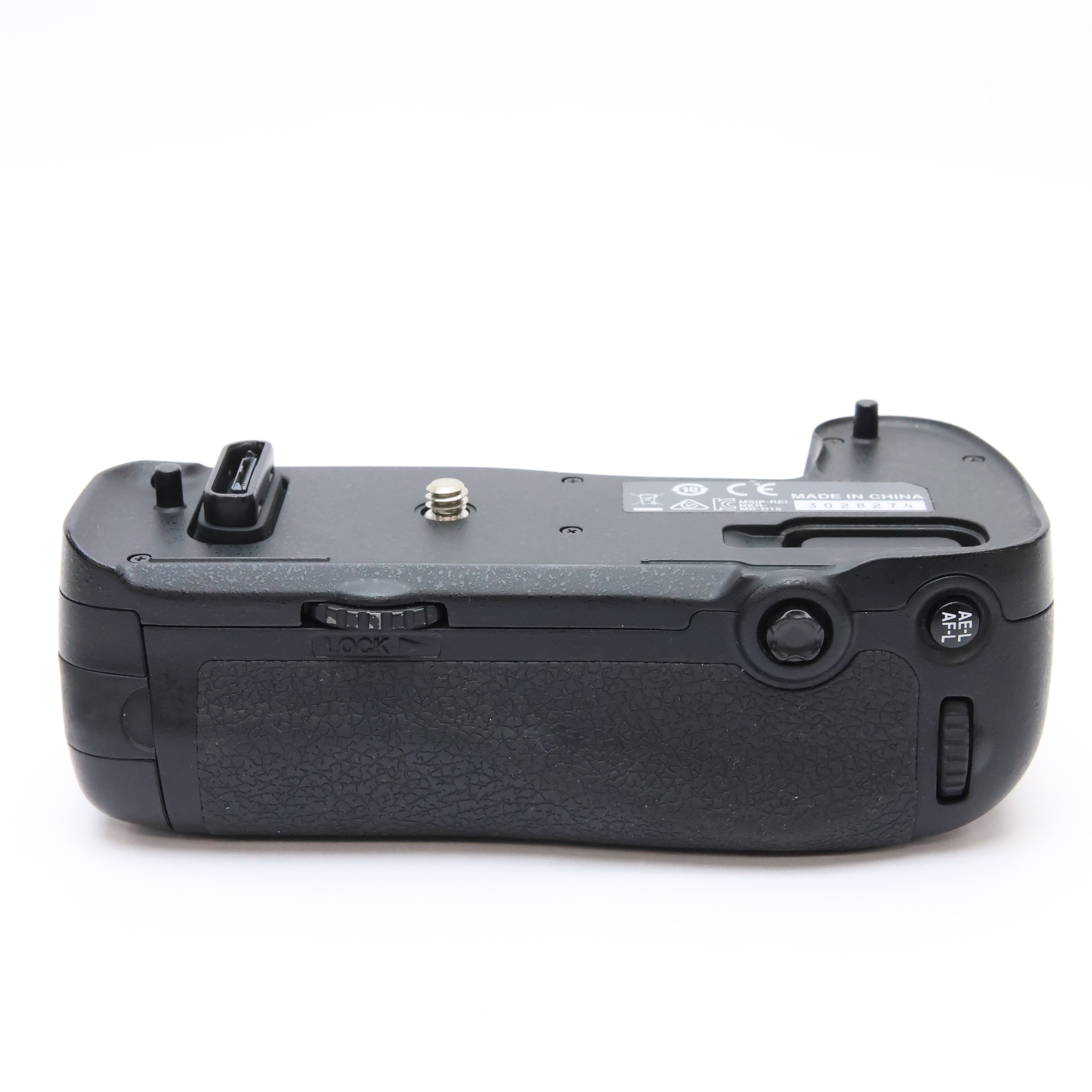 中古)Nikon (ニコン) マルチパワーバッテリーパック MB-D16（商品ID