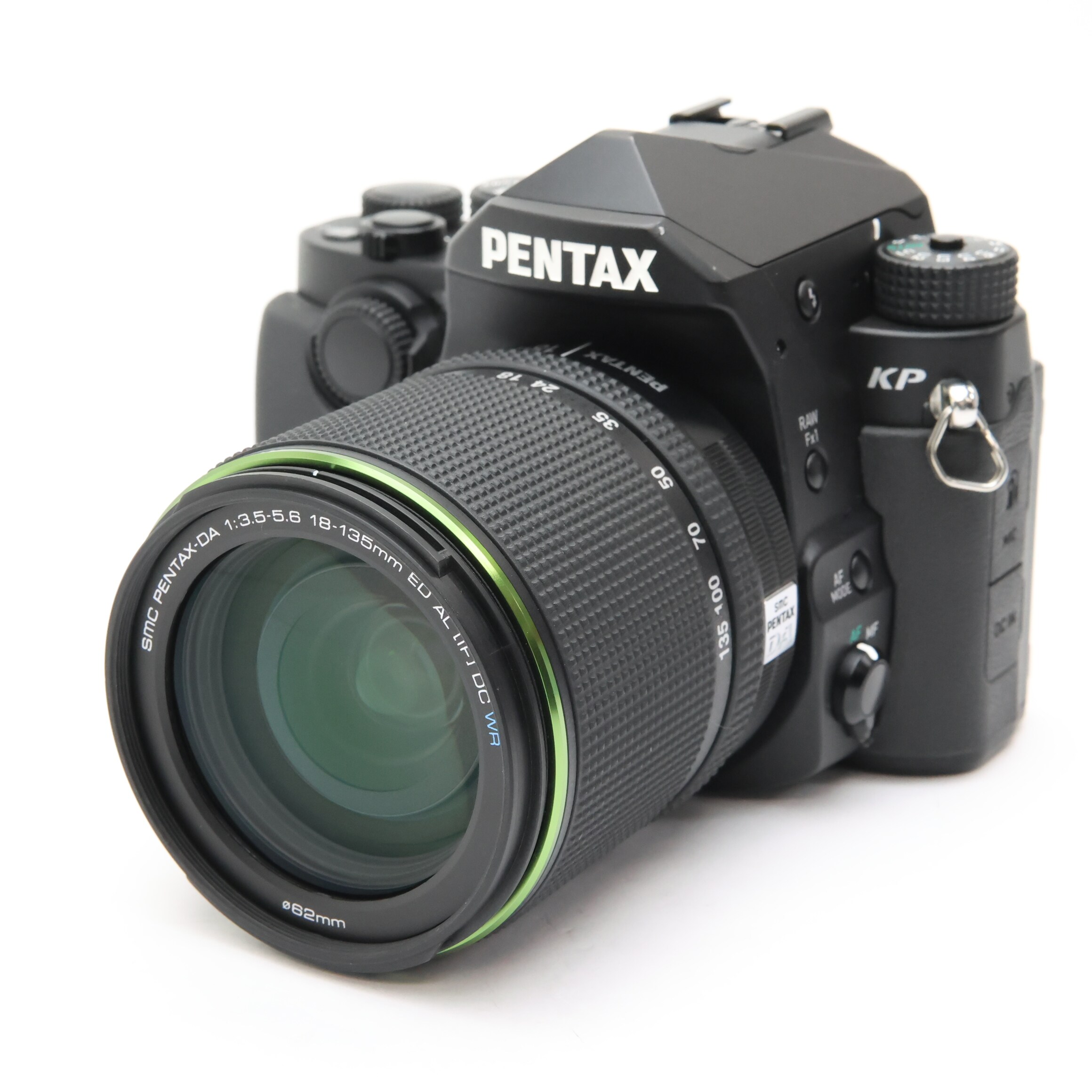 PENTAX KP + 18-135mmWR 高倍率ズームセット PENTAX KP + 18-135mmWR 高倍率ズームセット