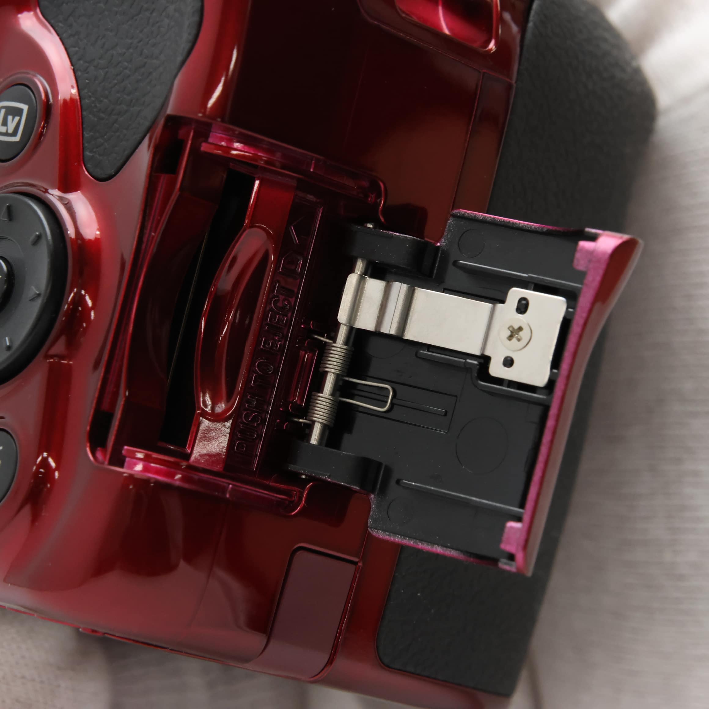 中古)Nikon (ニコン) D3400 ボディ レッド（商品ID：3717020482422