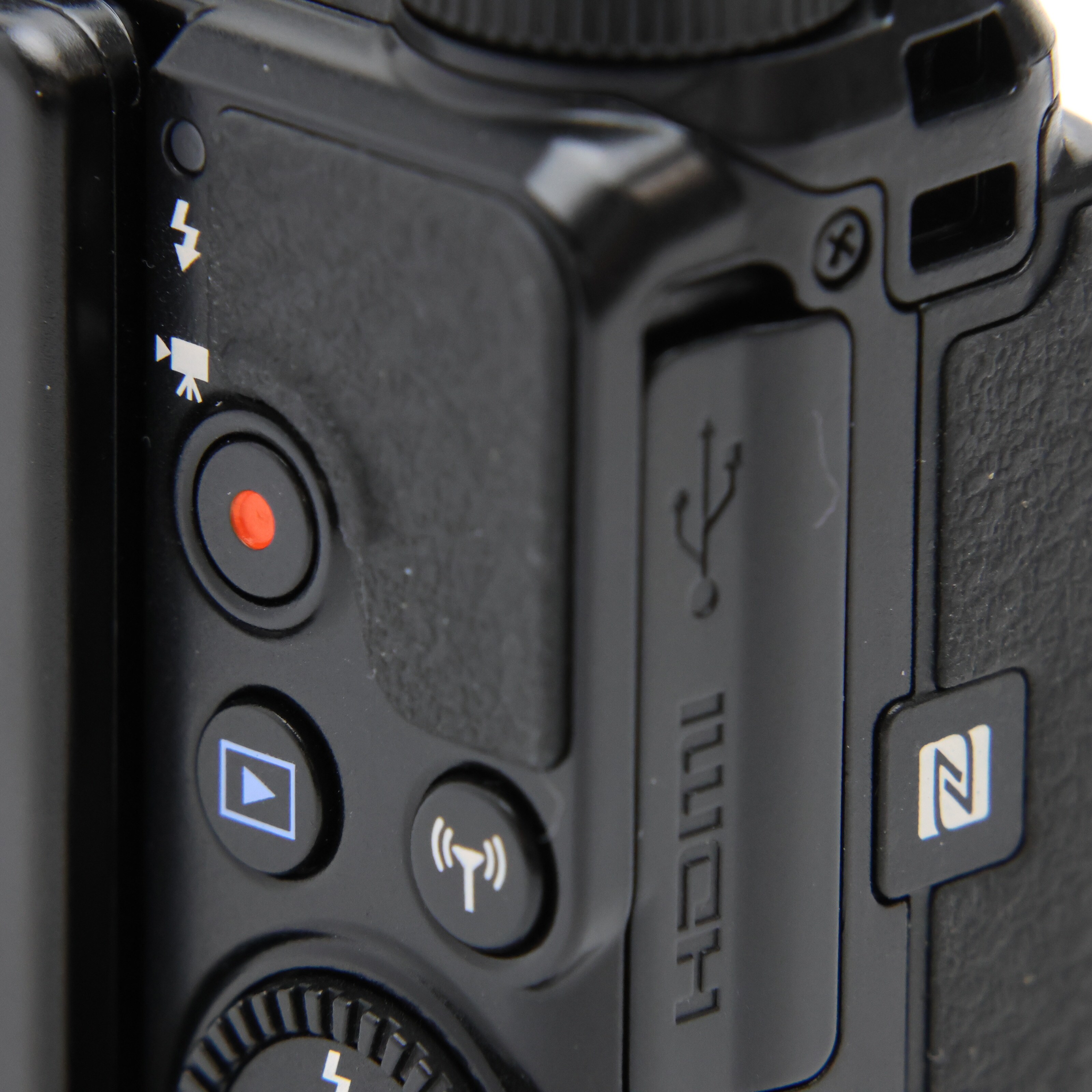 中古)Nikon (ニコン) COOLPIX S9900 ブラック（商品ID：3717030234424