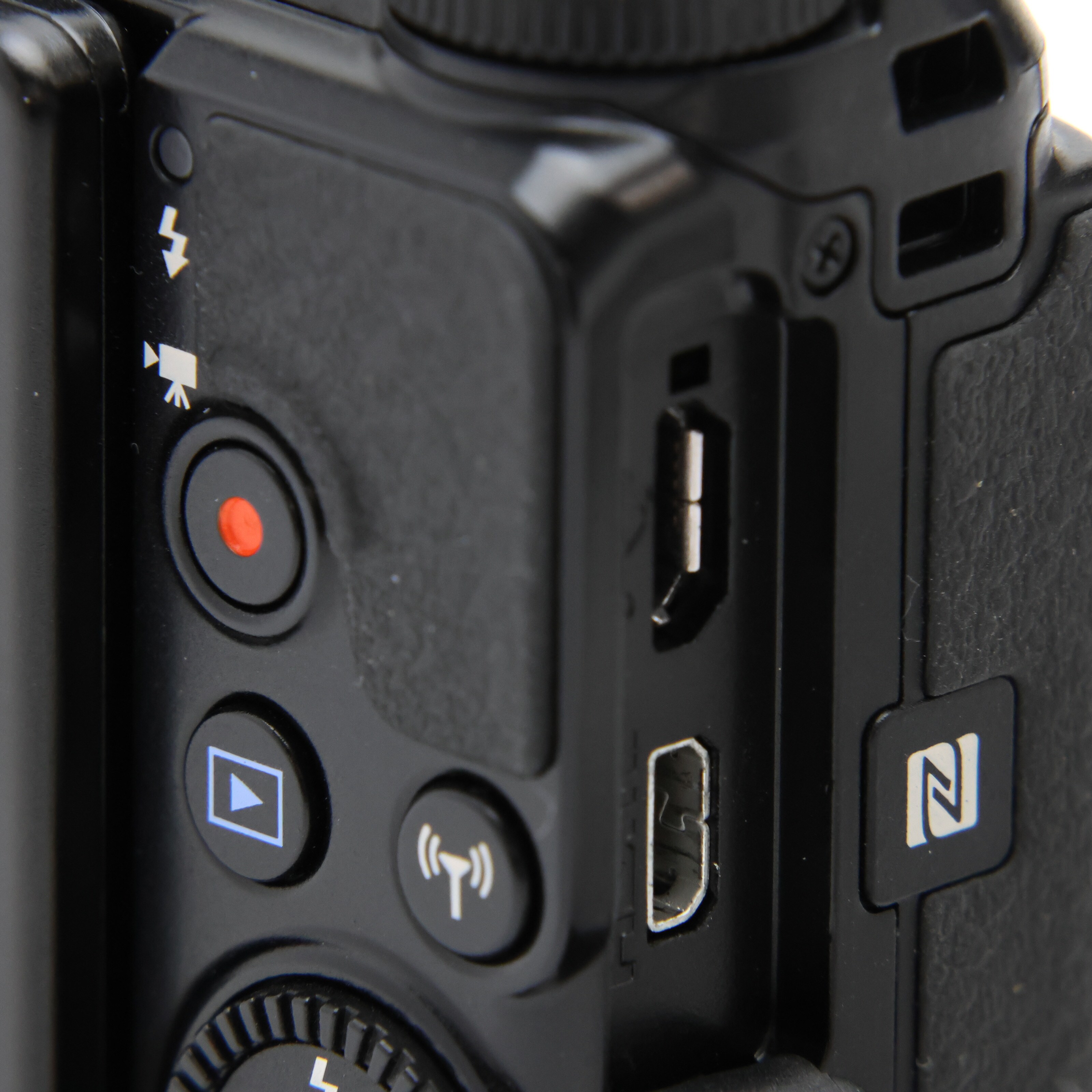 中古)Nikon (ニコン) COOLPIX S9900 ブラック（商品ID：3717030234424