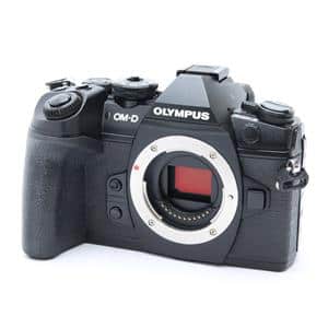 オリンパス、フラッグシップ機「OM-D E-M1X」の出荷価格を改定