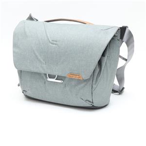 中古)peak design (ピークデザイン) エブリデイメッセンジャー13L BEDM