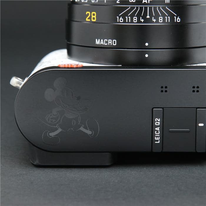 Leica Q2 Disney ディズニー 100周年モデル Leica Reveals the Q2 Disney 