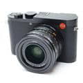 Leica (ライカ) Q2