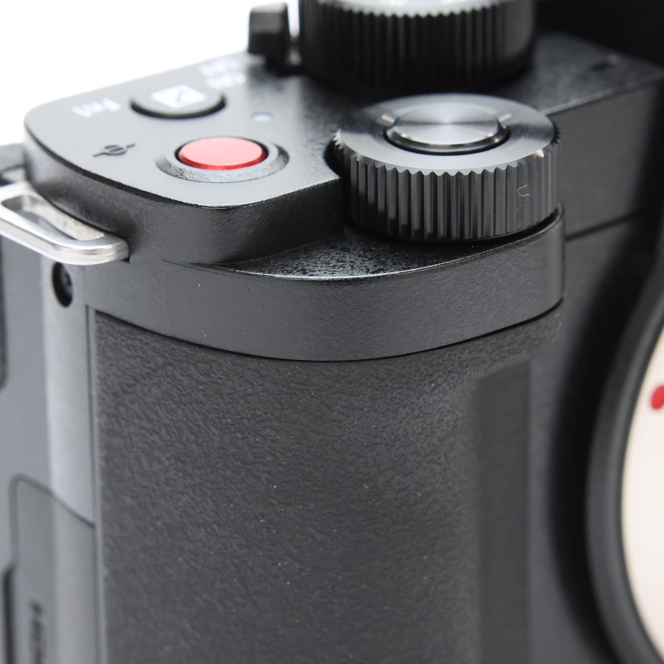 中古)Panasonic (パナソニック) LUMIX DC-G100D ボディ（商品ID