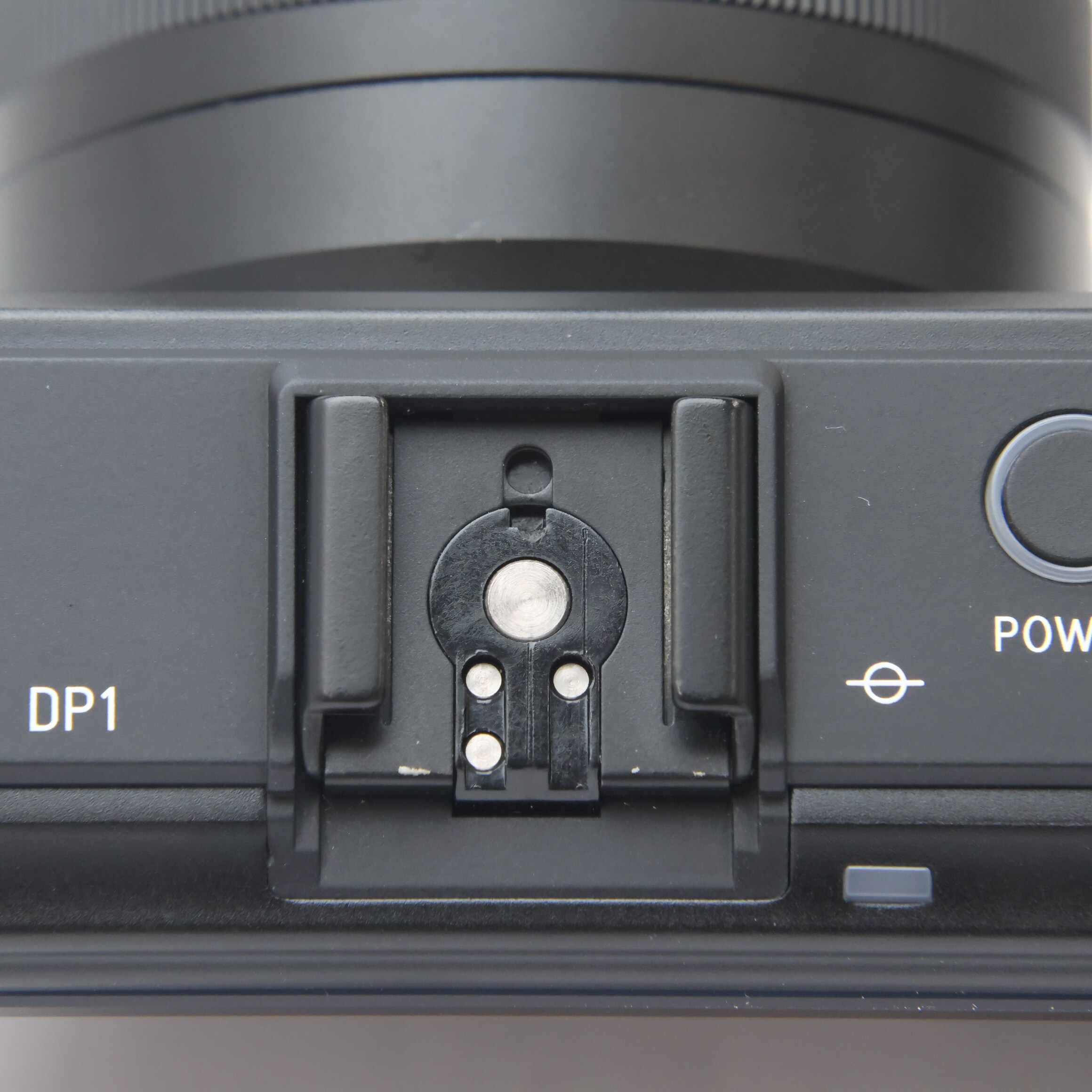 中古)SIGMA (シグマ) DP1 Merrill（商品ID：3717030647439）詳細ページ