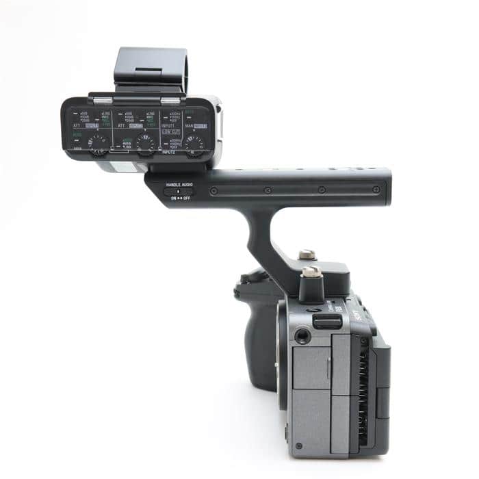 FX30 XLRハンドルユニット同梱モデル ILME-FX30