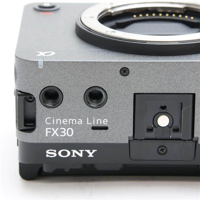 FX30 XLRハンドルユニット同梱モデル ILME-FX30