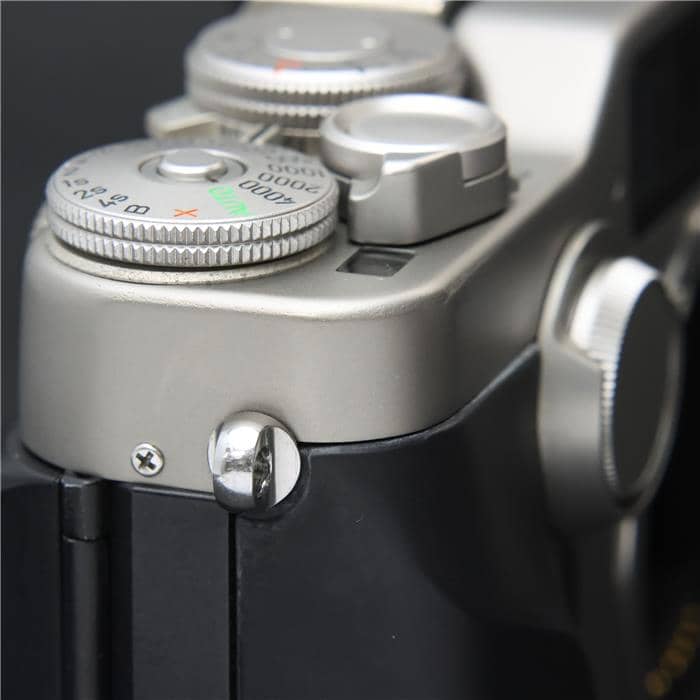 CONTAX G2 レンジファインダーカメラ シルバー 28mmレンズ 詳細ページ | デジタルカメラ、ミラーレスカメラ、交換レンズの