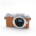 Panasonic (パナソニック) LUMIX GF8 ボディ DMC-GF8