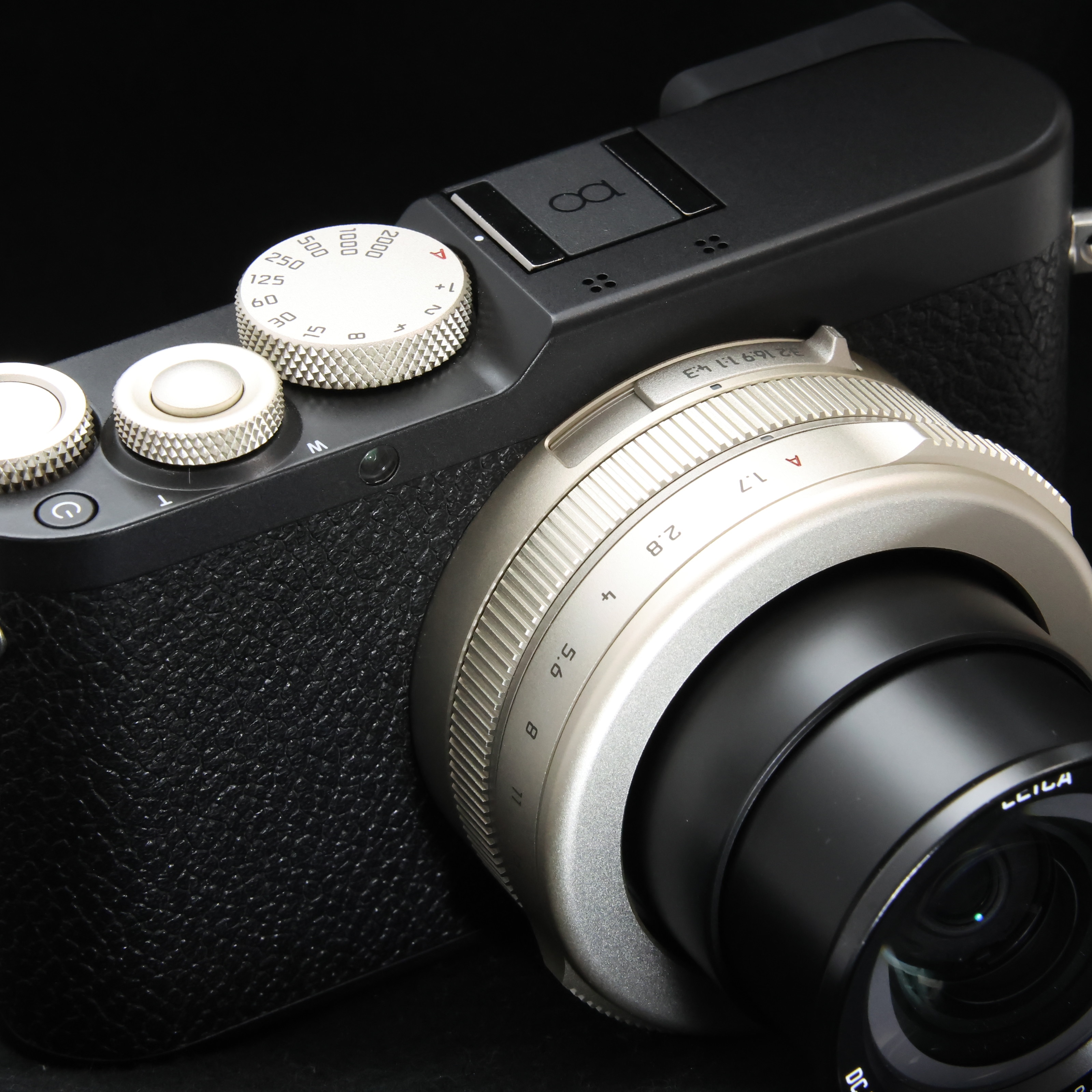 【新品同様】Leica D-LUX8 100周年限定 完品限定 中古)Leica (ライカ) D-LUX8 100 YEARS OF LEICA（商品ID