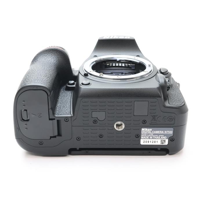 D7500 ボディ