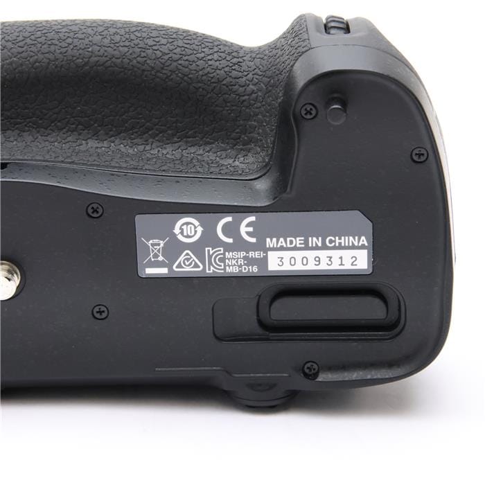 中古)Nikon (ニコン) マルチパワーバッテリーパック MB-D16（商品ID
