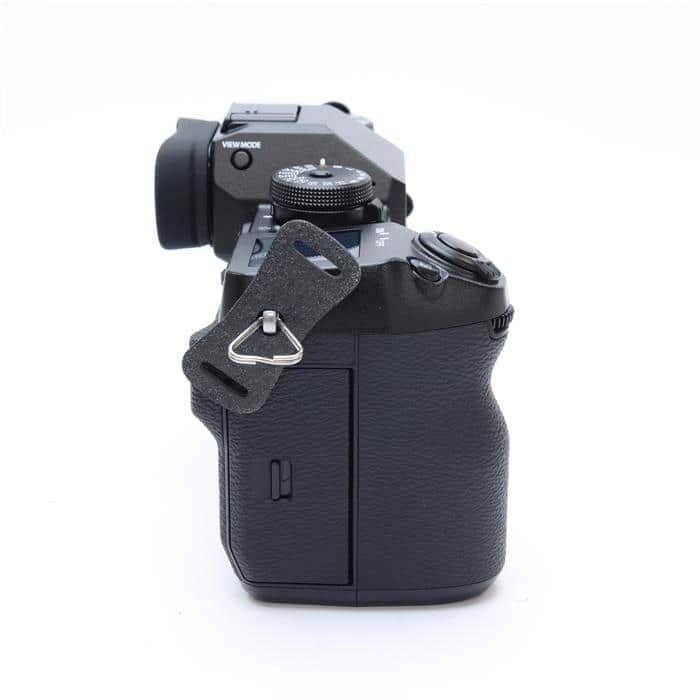 フジフィルム X-H1 ボディ　おまけ付き 富士フイルム、ボディ内手ブレ補正搭載のミラーレス「FUJIFILM X