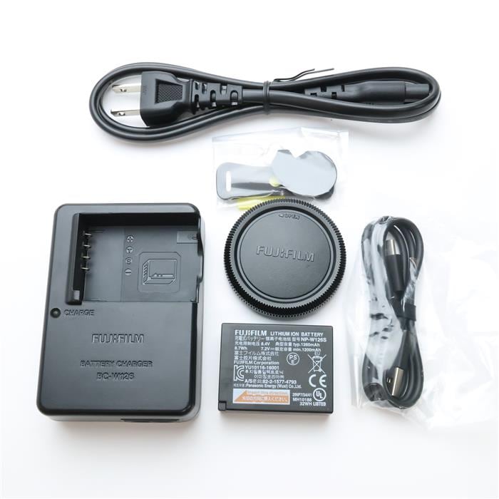 FUJIFILM X-T30 チャコールシルバー　ボディ 富士フイルム FUJIFILM X-T30 ボディ [チャコールシルバー] 価格