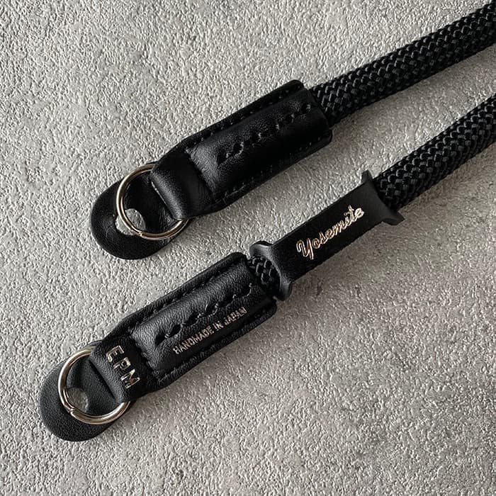 新品)YOSEMITE（ヨセミテ） YOSEMITE CAMERA STRAP 126cm MAD