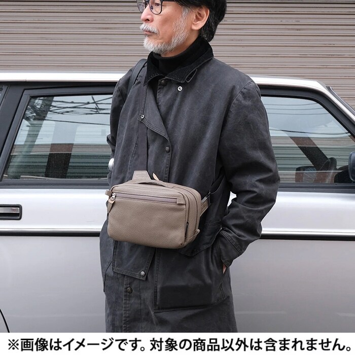新品)INDUSTRIA（インダストリア） 萩庭桂太氏が理想とするレザー