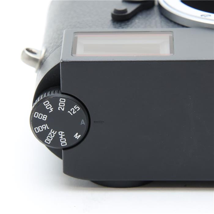 M11 モノクローム