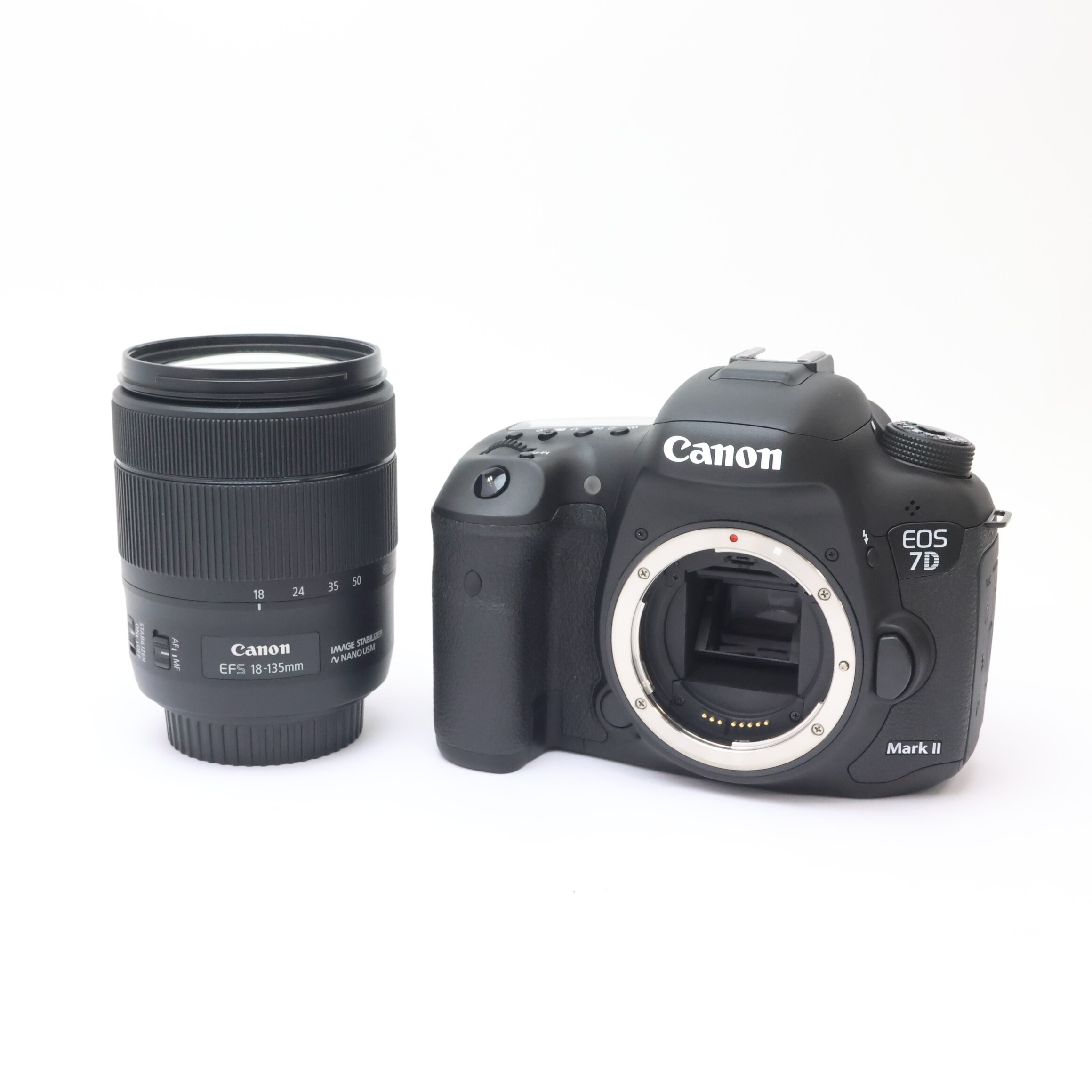 中古)Canon (キヤノン) EOS 7D Mark II EF-S18-135 IS USM レンズ
