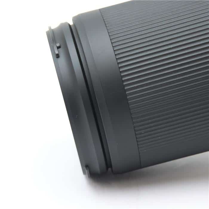 70-300mm F4.5-6.3 Di III RXD/Model A047S (ソニーE用/フルサイズ対応)