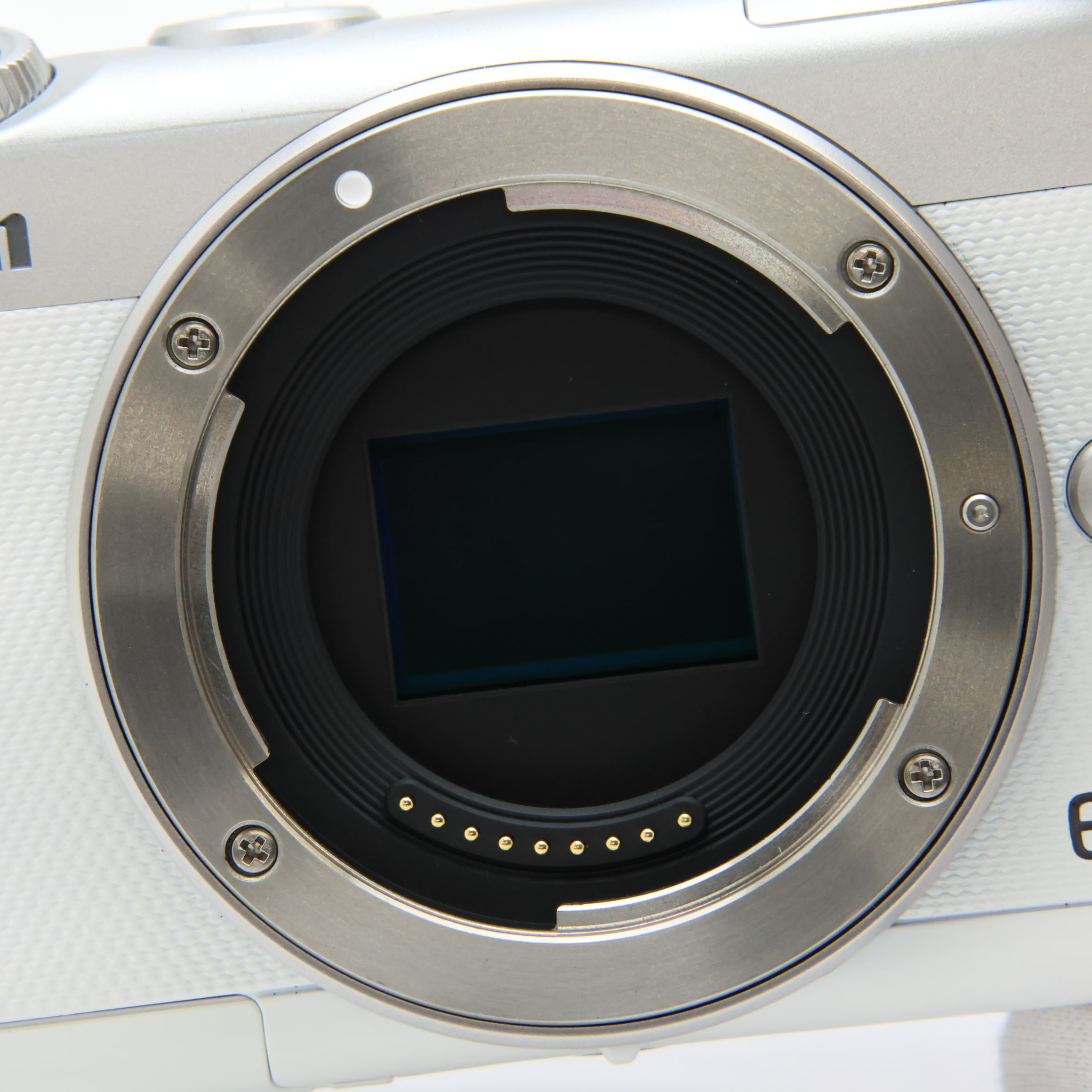 中古)Canon (キヤノン) EOS M100 ボディ ホワイト（商品ID