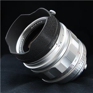 Voigtlander NOKTON 35mm F1.2 Aspherical シルバー」の商品検索結果