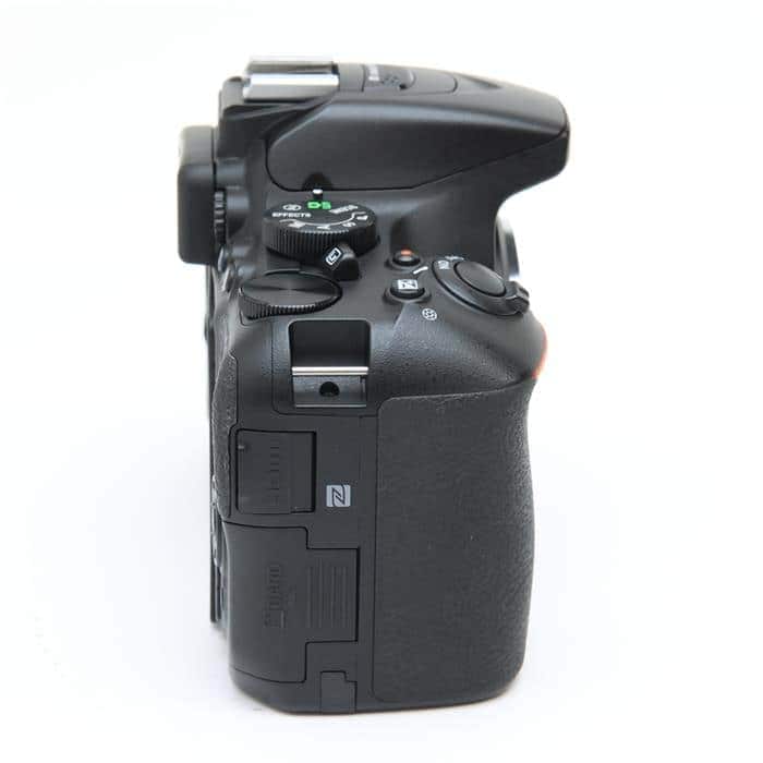 Nikon ニコン D5600 ボディ Amazon.com : D5600 DX-format Digital SLR Body : Electronics