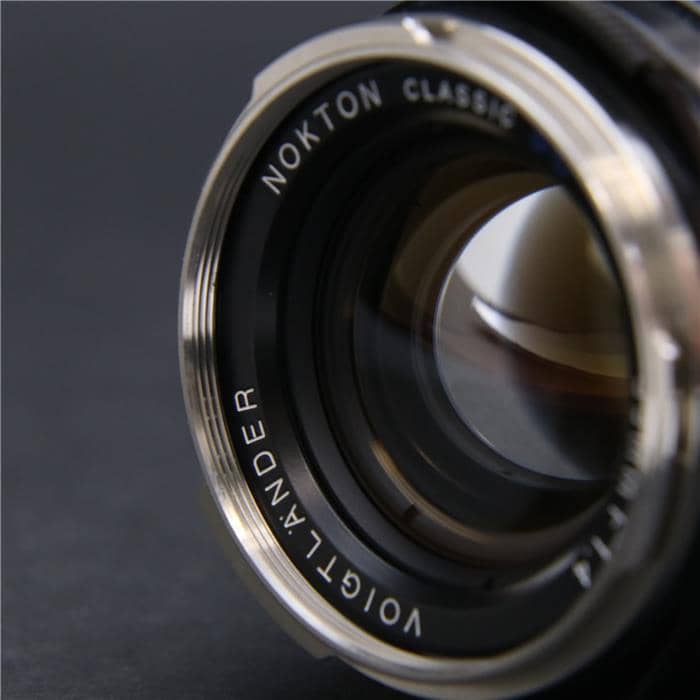 【美品】VoigtlanderNOKTONclassic35mmF1.4IIMC 新品)Voigtlander (フォクトレンダー) NOKTON classic 35mm F1.4