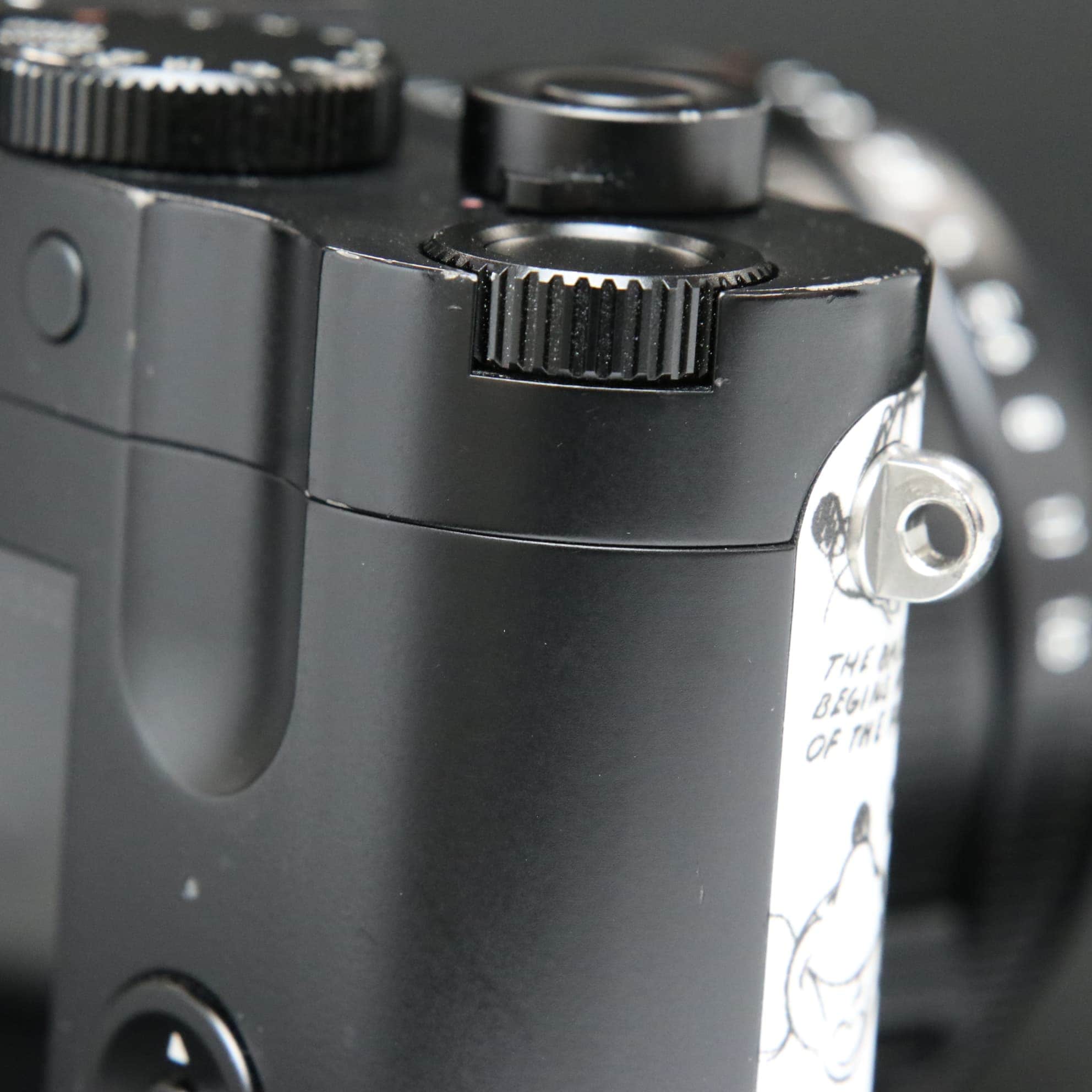 中古)Leica (ライカ) Q2 Disney 100 Years of Wonder（商品ID