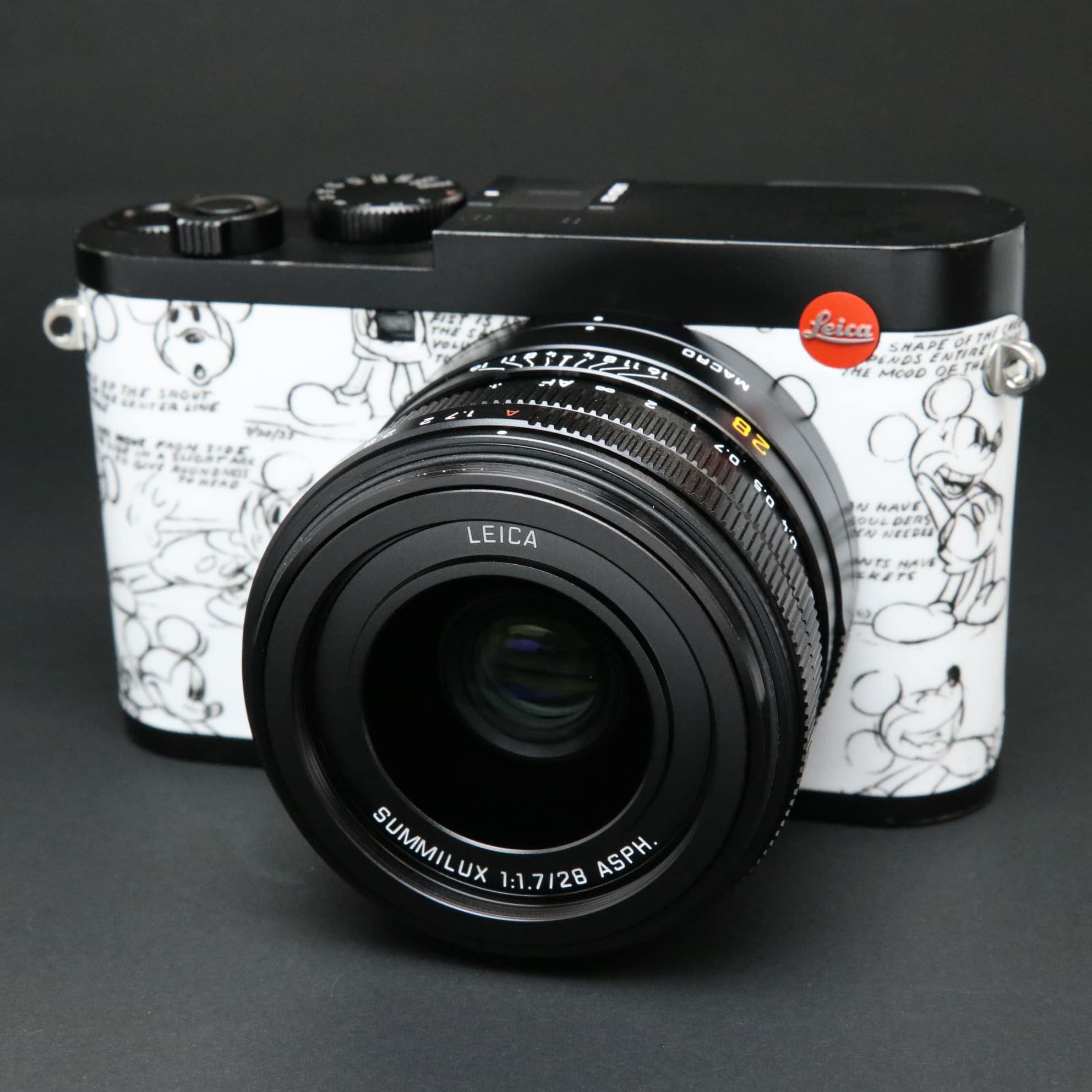 中古)Leica (ライカ) Q2 Disney 100 Years of Wonder（商品ID