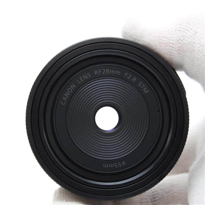 RF28mm F2.8 STM
