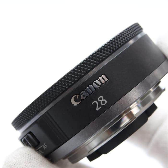 RF28mm F2.8 STM