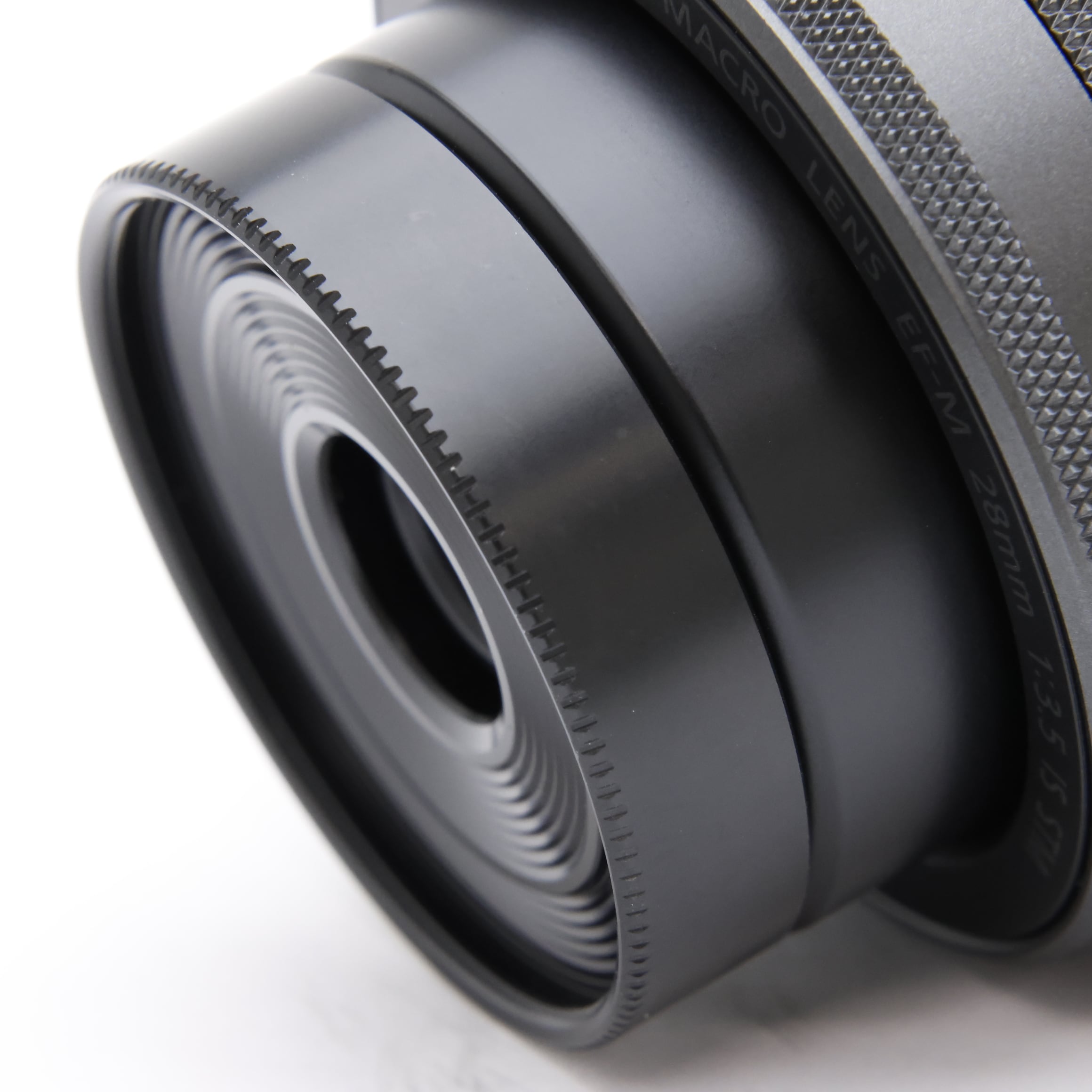 【未使用】Canon EF-M28mm F3.5 マクロ IS STM 中古)Canon (キヤノン) EF-M28mm F3.5 マクロ IS STM（商品ID
