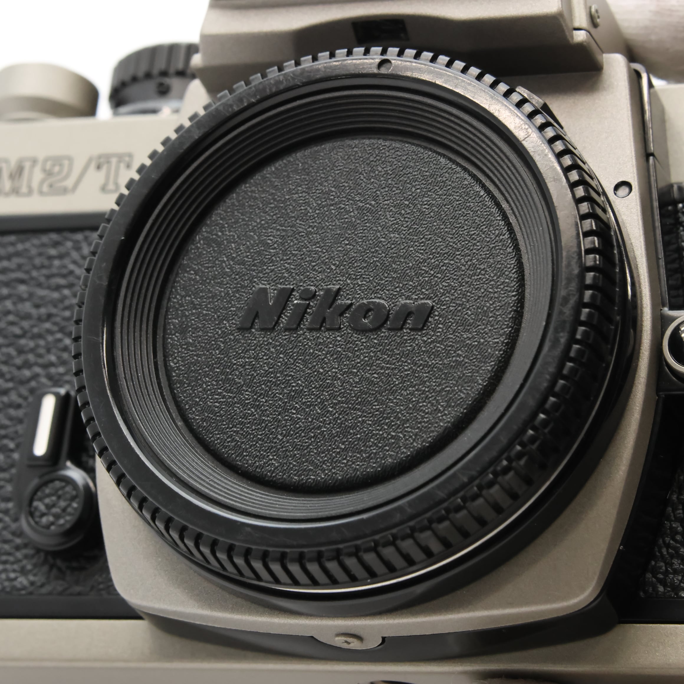 Nikon FM2⁄T ニコン チタン フィルム一眼レフ ボディ New フィルム一眼