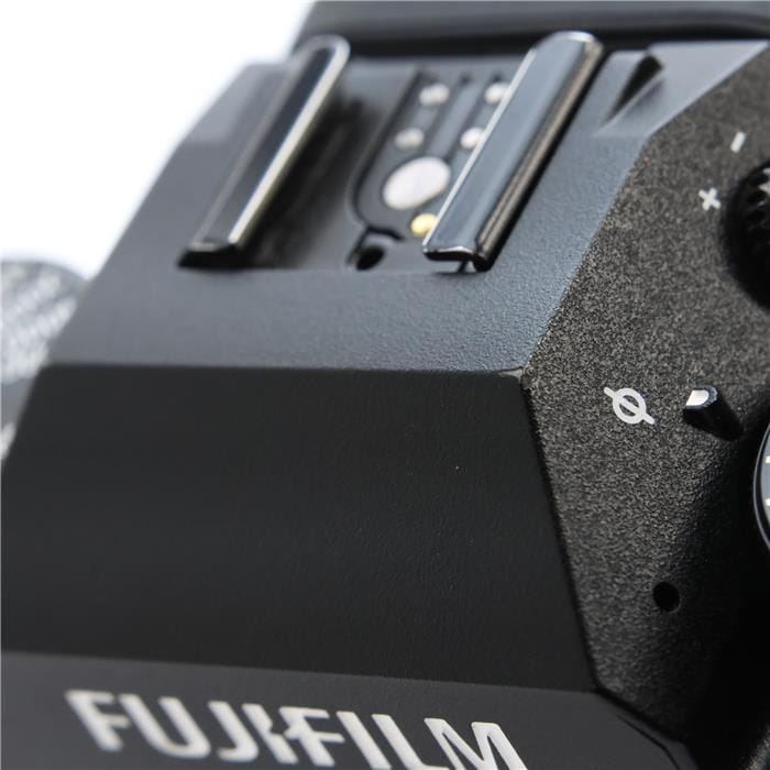 FUJIFILM X-T4 ボディ ブラック 美品 中古)FUJIFILM (フジフイルム) X-T4 ボディ ブラック（商品ID