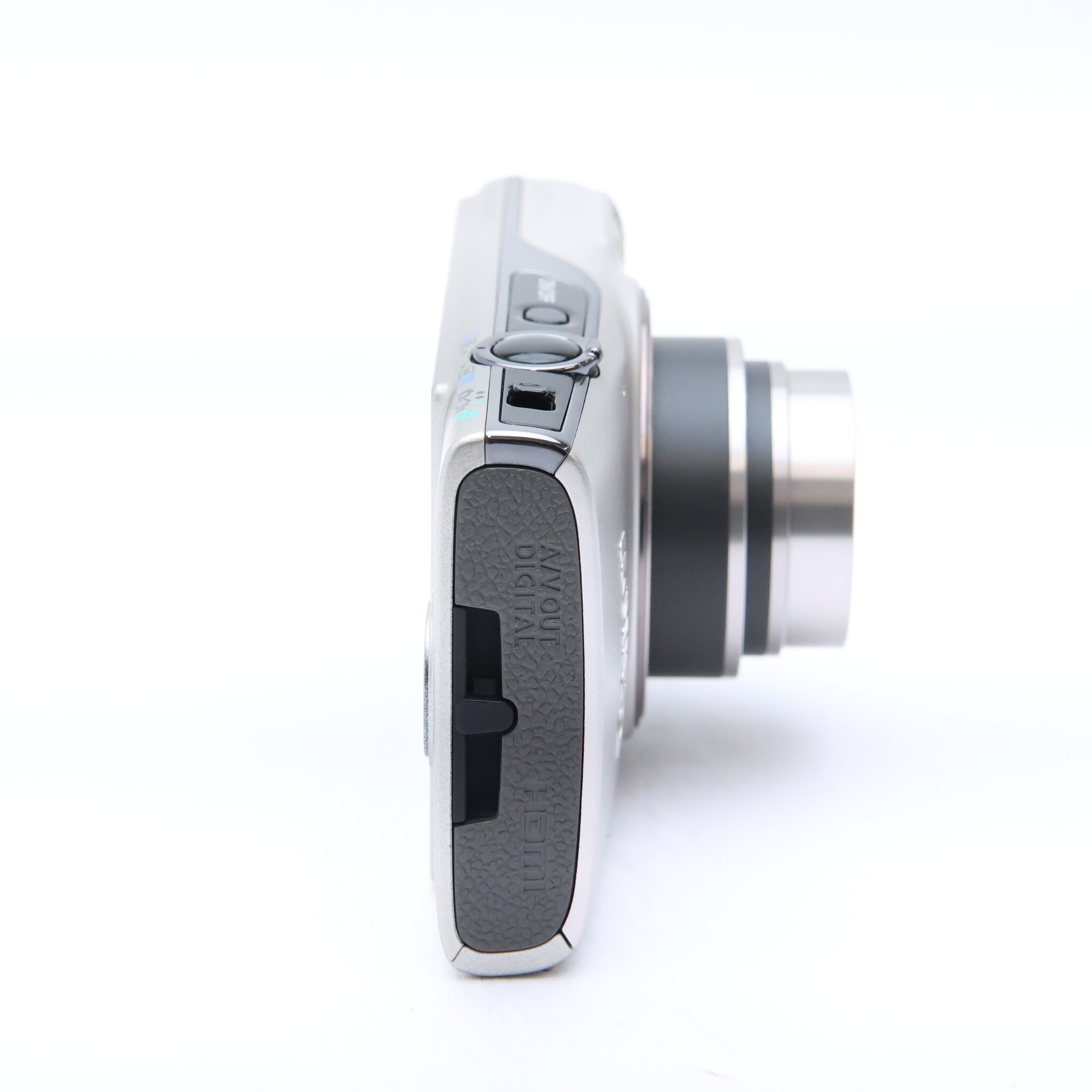 中古)Canon (キヤノン) IXY 650 シルバー（商品ID：3717022834502