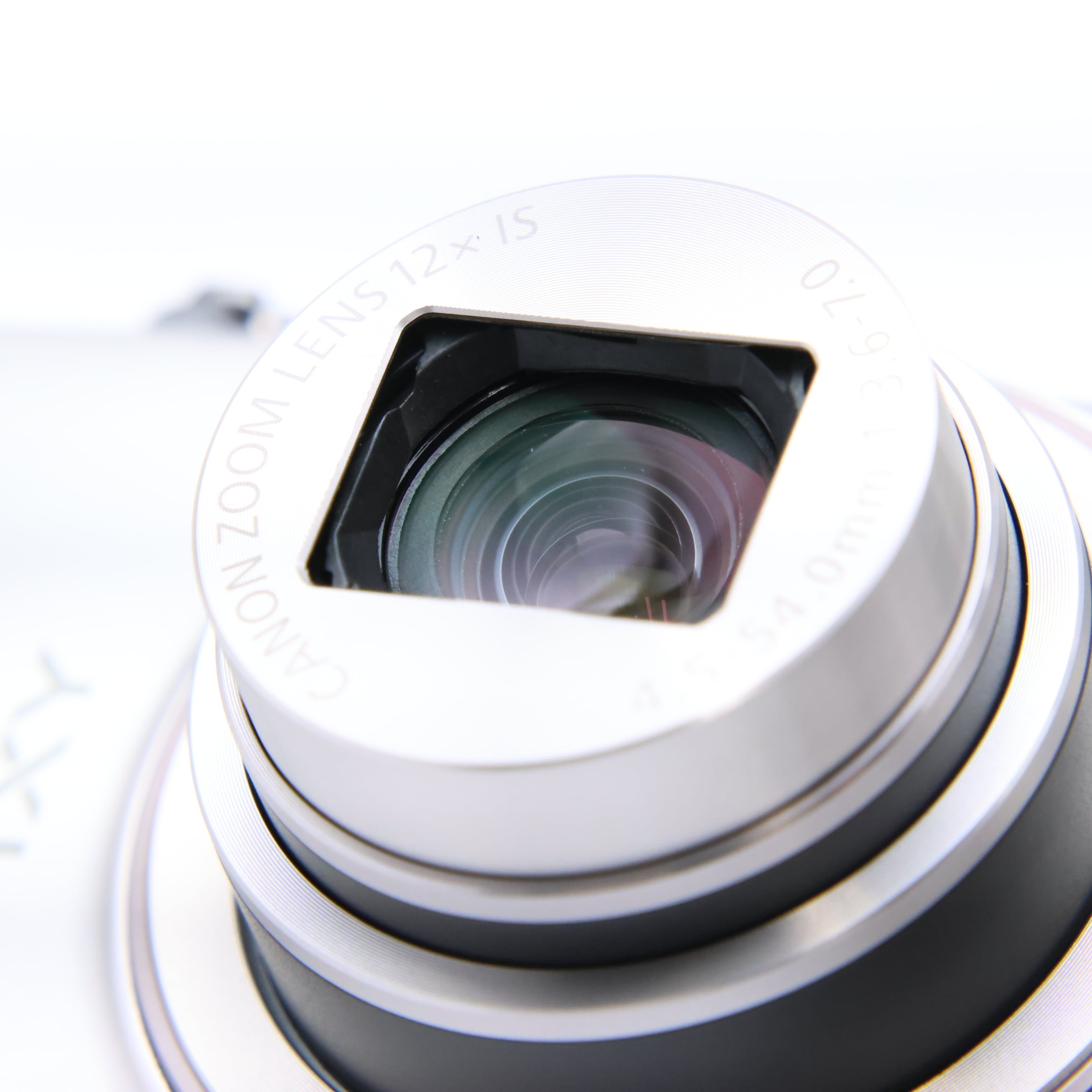 中古)Canon (キヤノン) IXY 650 シルバー（商品ID：3717022834502