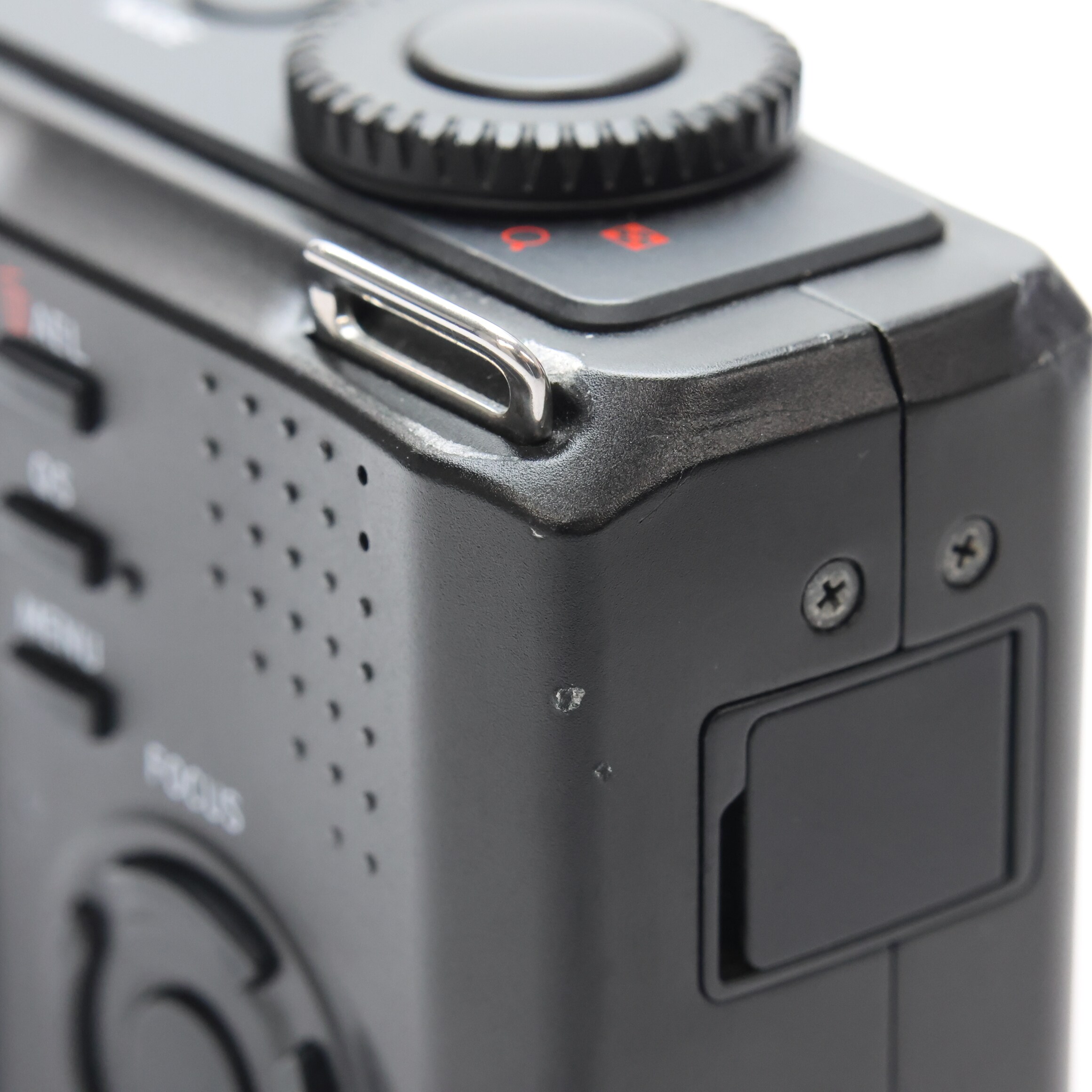 中古)SIGMA (シグマ) DP2 Merrill（商品ID：3717030721504）詳細ページ