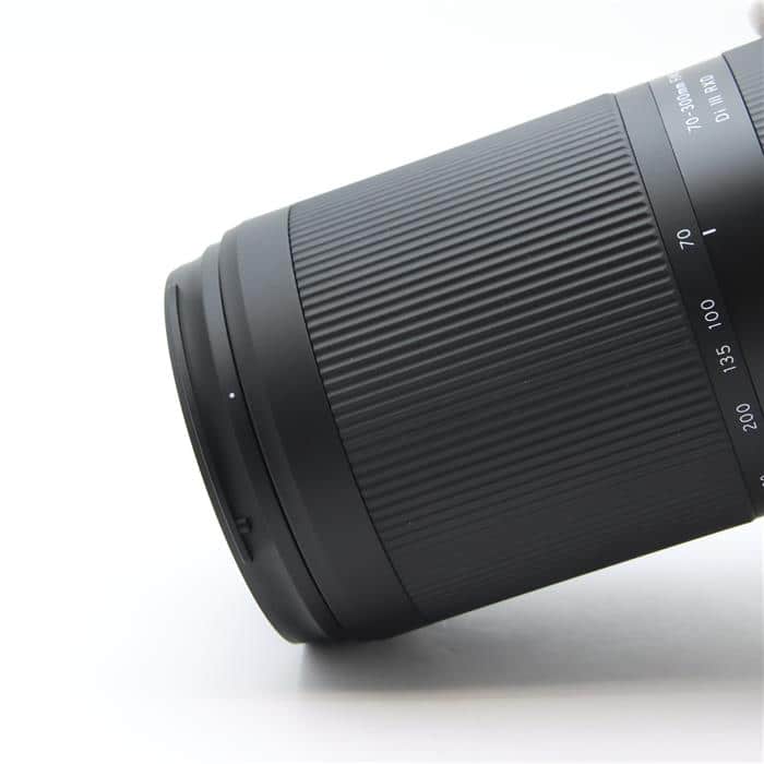70-300mm F4.5-6.3 Di III RXD/Model A047S (ソニーE用/フルサイズ対応)