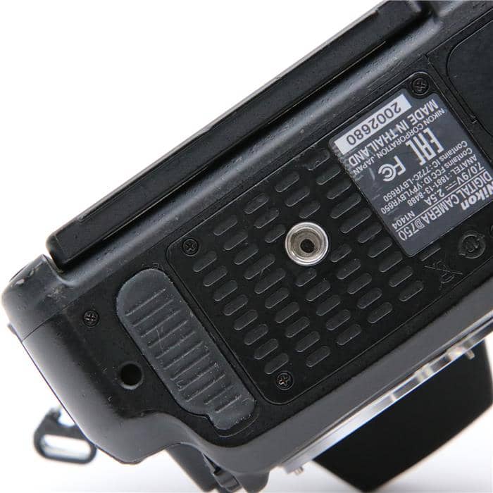 h*h様 【美品‼️】　ニコン／Nikon D750 ボディ(フルサイズ) 液晶 中古)Nikon (ニコン) D750 ボディ（商品ID：3717018186516）詳細