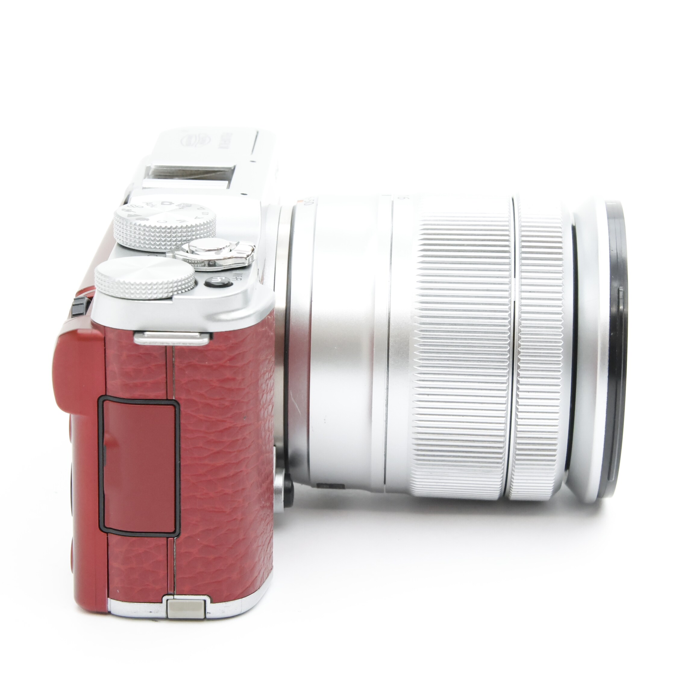 中古)FUJIFILM (フジフイルム) X-A1 ズームレンズキット レッド（商品