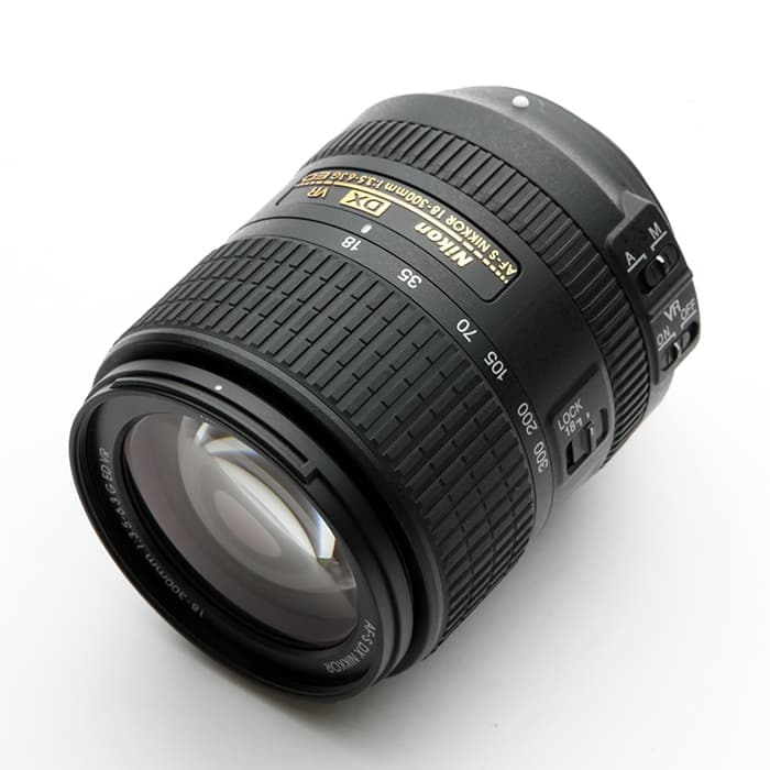 新品)Nikon (ニコン) AF-S DX NIKKOR 18-300mm F3.5-6.3G ED VR（商品
