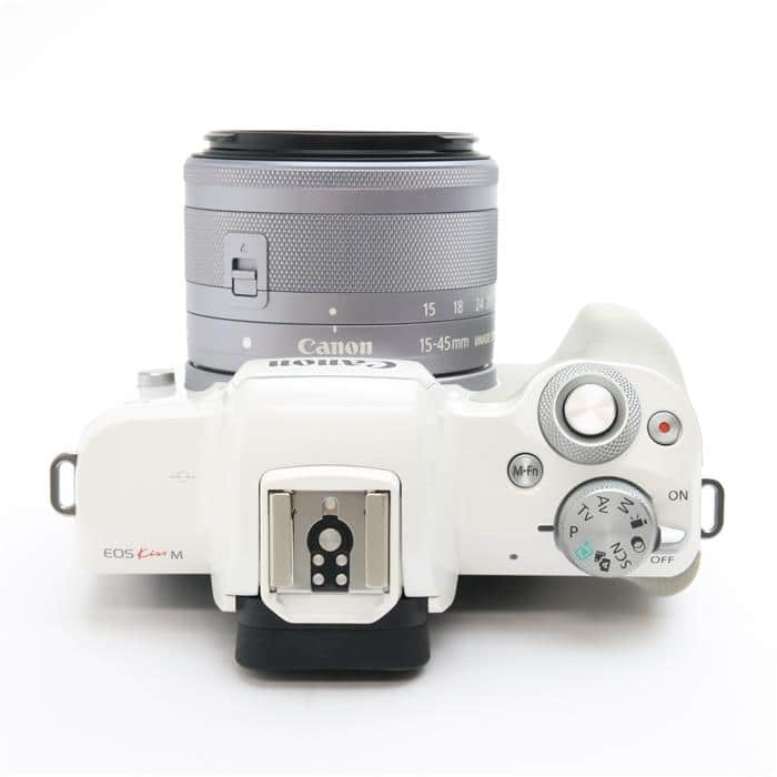 EOS Kiss M ダブルズームキット