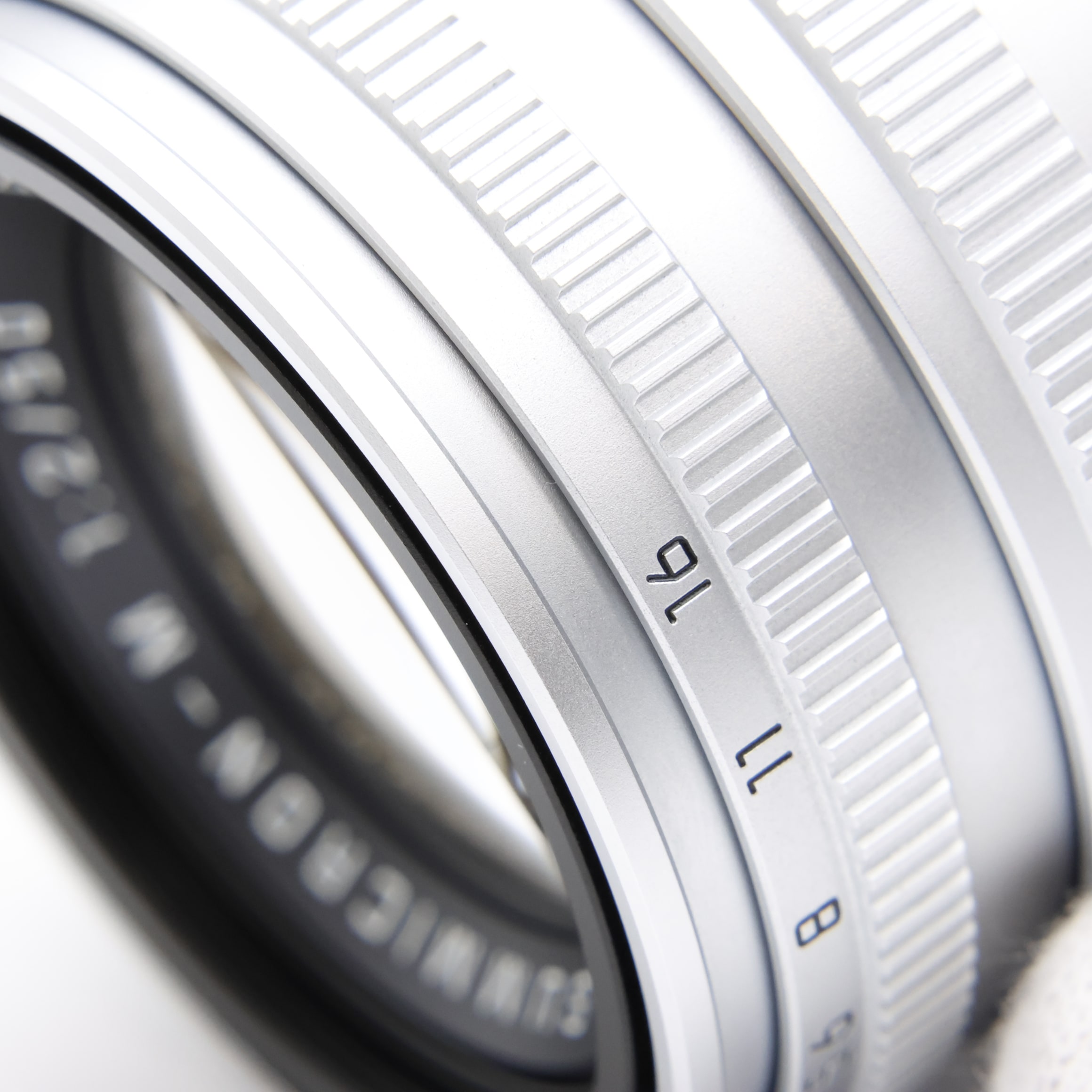 中古)Leica (ライカ) ズミクロン M50mm F2 レンズフード組込 シルバー