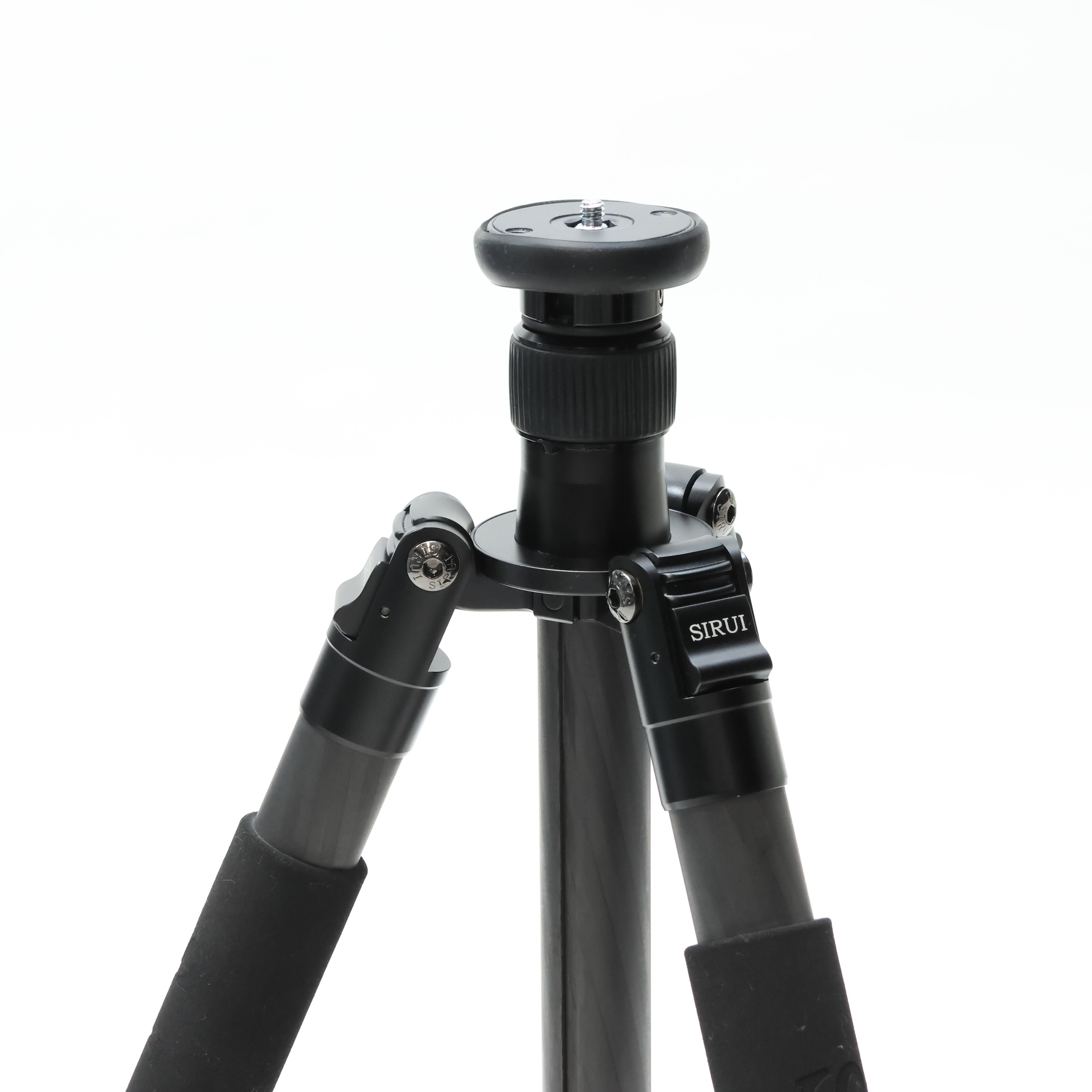 中古)SIRUI (シルイ) カーボン4段三脚 T-2204X（商品ID：3717030275526